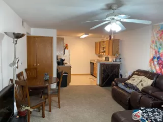 Photo #3: 905800 Listing