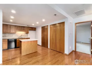 Photo #4: 905859 Listing