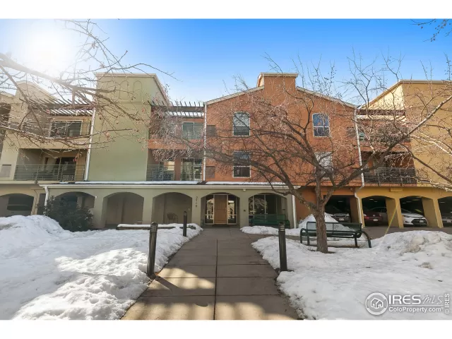 MLS: 905860 Condo For Sale