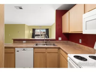 Photo #3: 905860 Listing