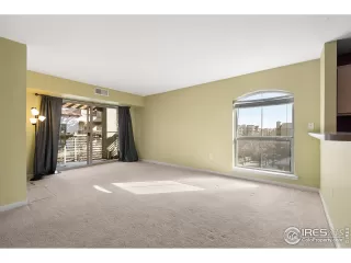 Photo #6: 905860 Listing