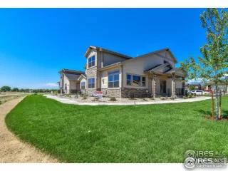 Photo #3: 905938 Listing