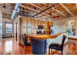 Photo #2: 906008 Listing