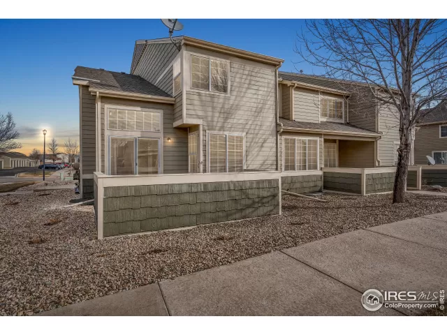 MLS: 906078 Condo For Sale