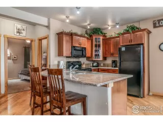 Photo #3: 906180 Listing