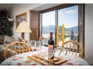 Photo #4: 906192 Listing