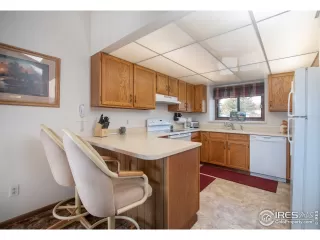 Photo #6: 906192 Listing