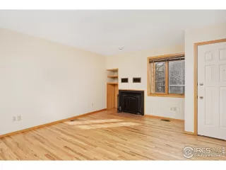 Photo #5: 906222 Listing