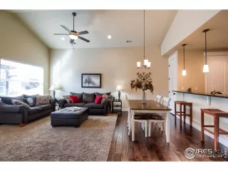 Photo #4: 906231 Listing