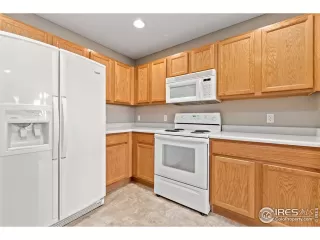 Photo #4: 906255 Listing