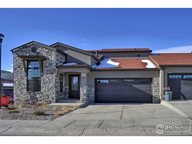 MLS: 906282 Condo For Sale