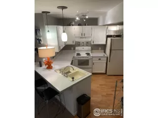 Photo #5: 906303 Listing