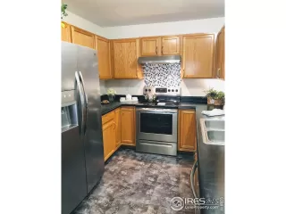 Photo #6: 906369 Listing