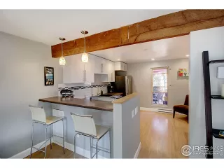 Photo #6: 906442 Listing