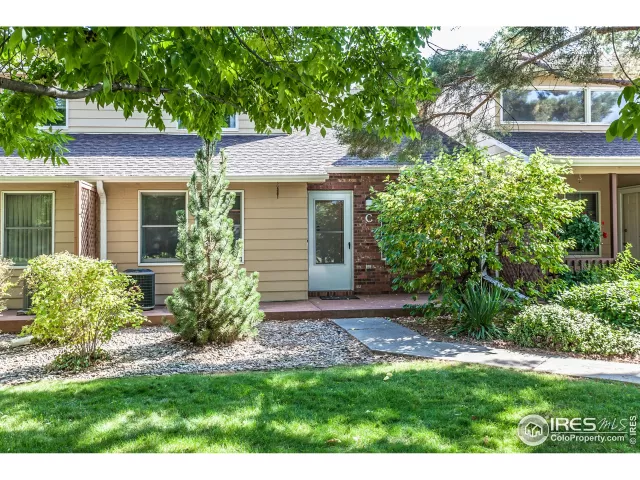 MLS: 906443 Condo For Sale