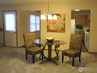 Photo #5: 906443 Listing