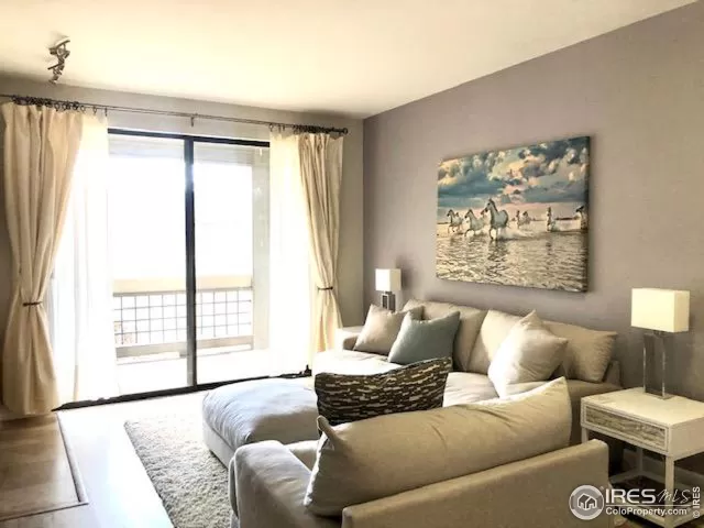 MLS: 906449 Condo For Sale