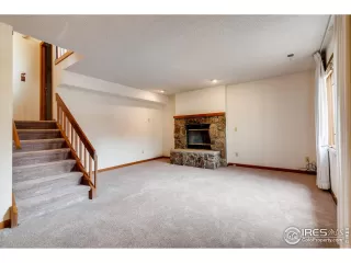 Photo #6: 906491 Listing