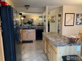 Photo #3: 906530 Listing