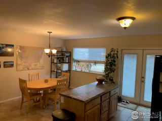 Photo #5: 906530 Listing