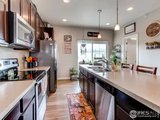 Photo #6: 906571 Listing