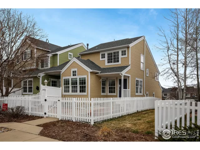 MLS: 906637 Condo For Sale