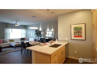 Photo #5: 906866 Listing