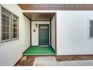 Photo #2: 906886 Listing