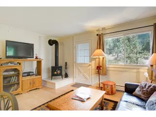 Photo #3: 906886 Listing