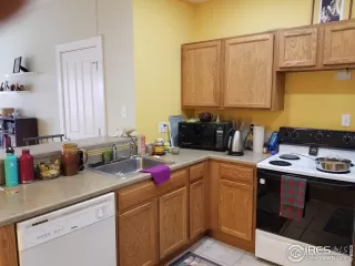 Photo #4: 907188 Listing