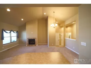 Photo #5: 907254 Listing