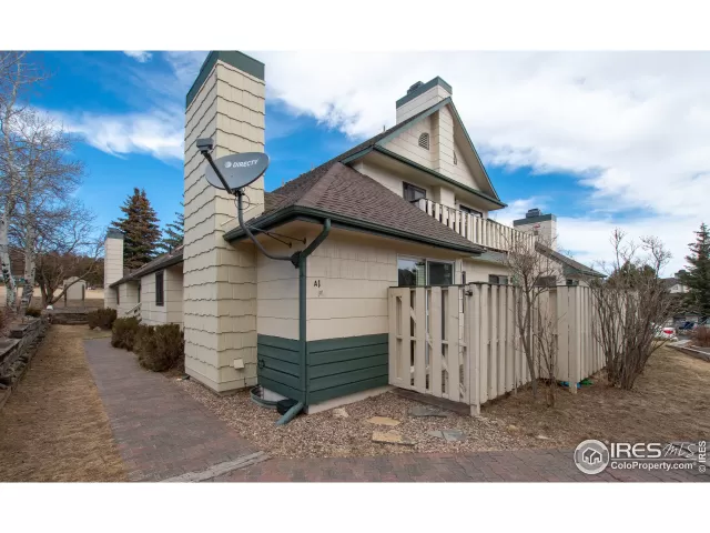 MLS: 907296 Condo For Sale