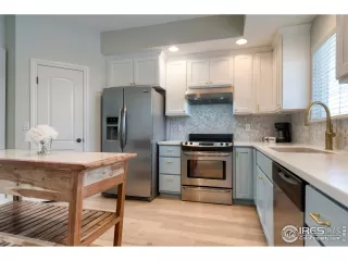 Photo #6: 907303 Listing