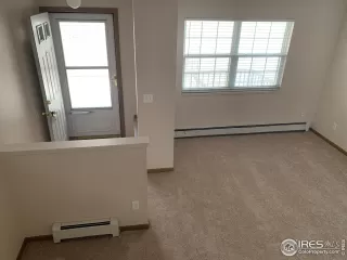 Photo #2: 907338 Listing