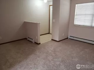 Photo #5: 907338 Listing