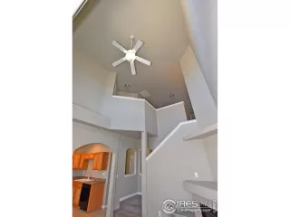 Photo #4: 907370 Listing