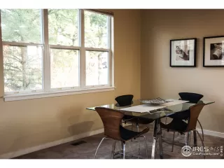 Photo #5: 907437 Listing