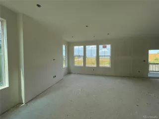 Photo #3: 9074371 Listing