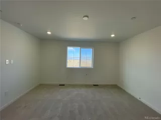 Photo #4: 9074371 Listing