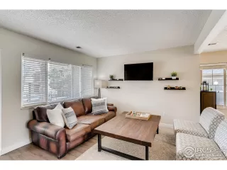 Photo #5: 907532 Listing