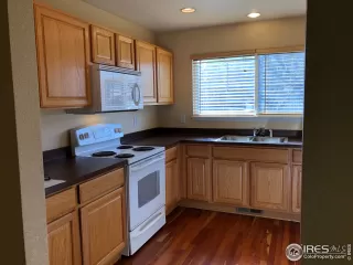 Photo #2: 907664 Listing