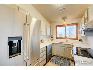 Photo #5: 907696 Listing