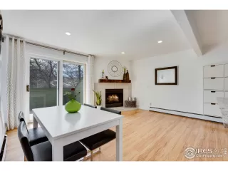 Photo #5: 907755 Listing