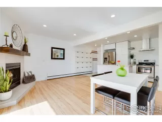 Photo #6: 907755 Listing