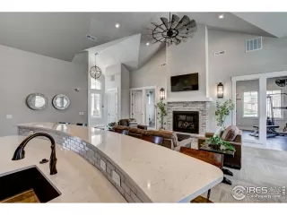 Photo #2: 907782 Listing