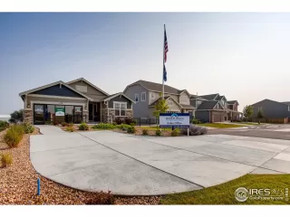 Photo #4: 907799 Listing