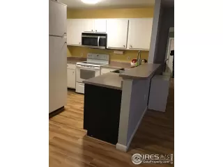 Photo #6: 907804 Listing