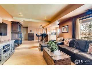 Photo #4: 907832 Listing