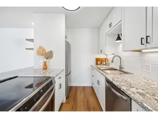 Photo #4: 9078572 Listing 