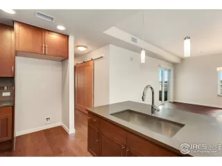 Photo #4: 907955 Listing